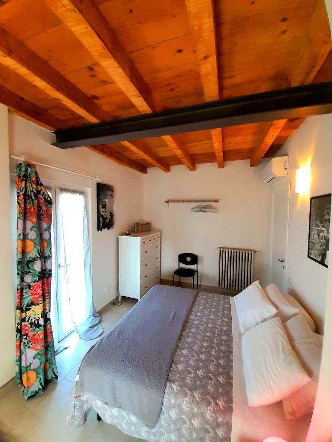 Les Amis Peschiera del Garda Exterior foto