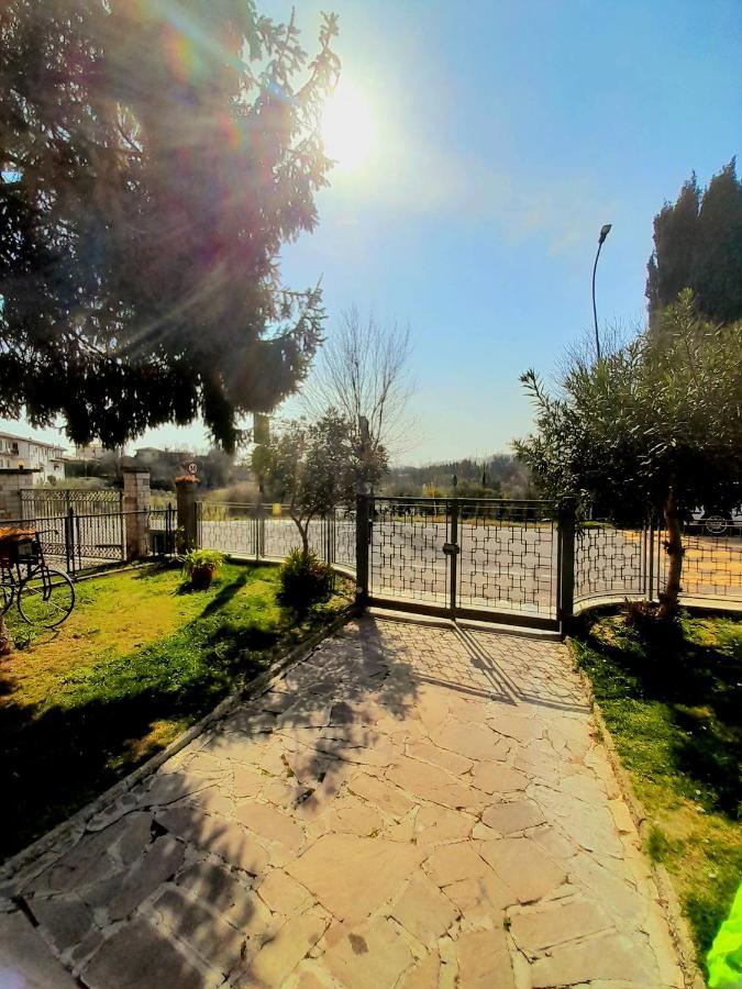 Les Amis Peschiera del Garda Exterior foto